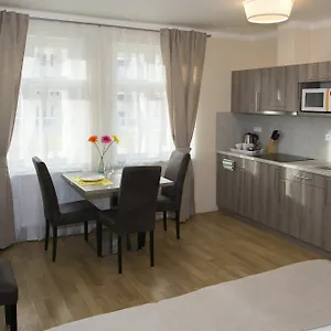 https://limes-apartments.praguehotelsweb.com